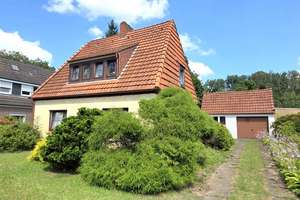 0 % Käuferprovision! Kleines Einfamilienhaus mit großem Grundstück am Grollander Ochtumdeich!