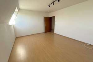 Freie 2-Zimmer-Dachgeschoss-Altbau-Wohnung, Eilbek, Nähe S-Bahn – Hasselbrookstraße  48, 22089 Eilbek, Hamburg – Vorschaubild 4
