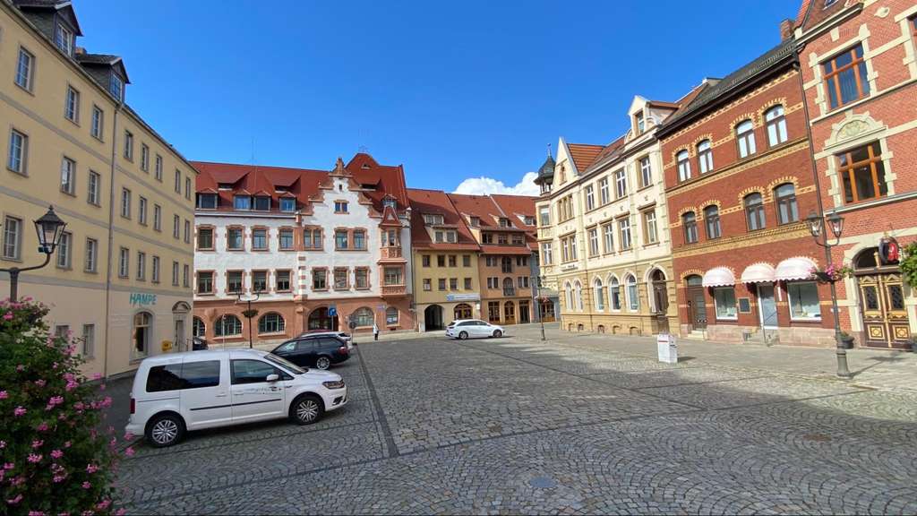 Immobilie in Kahla - Helle 2,5-Zimmer Wohnung im Zentrum von Kahla - Bild 1