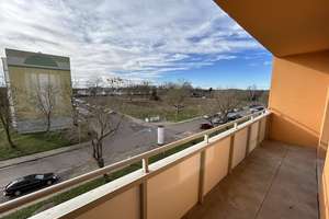 Moderne 2-Zimmer-Wohnung mit Balkon sucht Nachmieter!