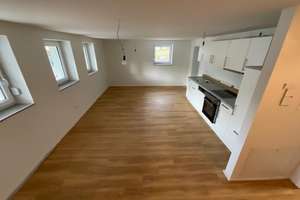2 Zimmer Wohnung in ruhiger Nebenstrasse – Sommerau 33, 74081 Sontheim, Heilbronn – Vorschaubild 2
