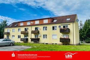 Stadtnahes Wohnen mit eigenem Garten