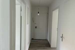 Stadtflair pur – sanierte 3 Zimmer Wohnung zu sofort bezugsfertig – Berliner Straße 116, 38226 Lebenstedt, Salzgitter – Vorschaubild 4