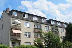Povisionsfrei: Unrenovierte 2-Zi. Dachgeschosswohnung, Porz-Urbach