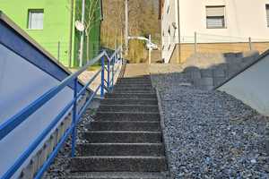 Schramberg: KAPITALANLER aufgepasst: 3 - Fam.-Mietshaus + 4 Garagen – Rottweil (Kreis) – Vorschaubild 4