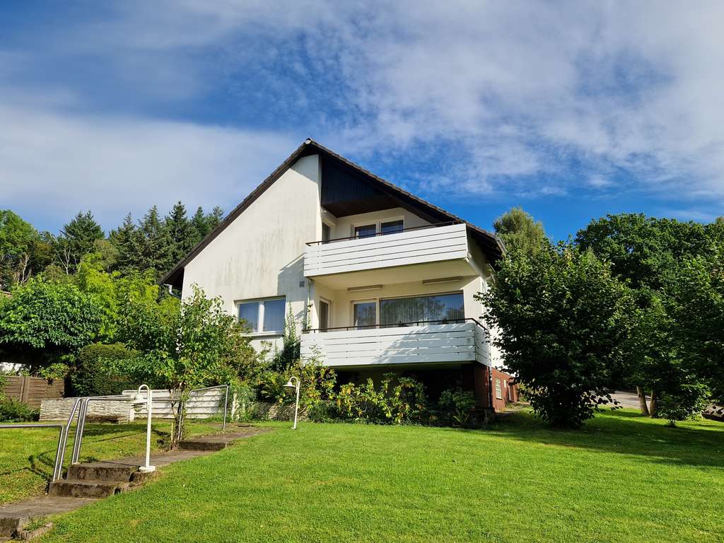 Provisionsfrei: Einfamilienhaus mit Ausblick "Natur pur"