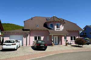 Ansprechendes Einfamilienhaus in schöner Wohngegend – Untere Flur 46, 67685 Erzenhausen – Vorschaubild 1