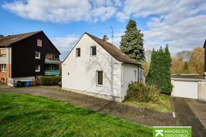 Freistehendes Einfamilienhaus auf großem Gartengrundstück – Die vollständige Adresse der Immobilie erhältst du vom Anbieter., 45359 Frintrop, Essen – Vorschaubild 3