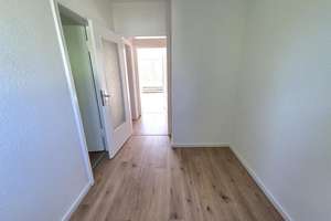 Wohnung ist frisch & fertig. Sie fehlen noch./Freshly renovated and ready for you to move in. – Bahnhofstraße 250, 47178 Vierlinden, Duisburg – Vorschaubild 6