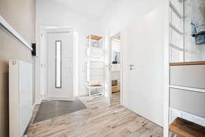Junger Bungalow in moderner Ausführung und Seenähe mit pflegeleichtem Garten – Die vollständige Adresse der Immobilie erhältst du vom Anbieter., 24536 Einfeld, Neumünster – Vorschaubild 5