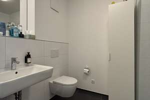 Moderne 2-Zimmer-Wohnung in Bestlage von Düsseldorf-Hamm mit Südbalkon – Fährstraße 182, 40221 Hamm, Düsseldorf – Vorschaubild 7