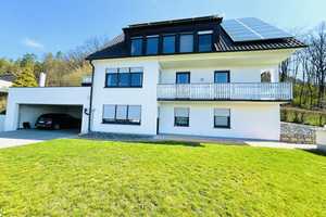 RESERVIERT!!! Blick über die Dächer von Kulmbach!
Saniertes Drei-Familien-Haus mit Wärmepumpe und P – Kulmbach (Kreis) – Vorschaubild 3