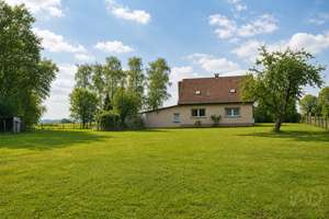 Familienidyll auf 4.278 m² Grundstück | Wohnhaus, Scheune & viel Platz für Ihre Ideen – Die vollständige Adresse der Immobilie erhältst du vom Anbieter., 17337 Groß Luckow – Vorschaubild 3