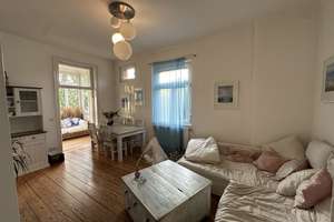 Charmante 4-Zimmer-Altbau-Wohnung mit Balkon und Erkerzimmer in der Azenbergstraße – Die vollständige Adresse der Immobilie erhältst du vom Anbieter., 70174 Relenberg, Stuttgart – Vorschaubild 15