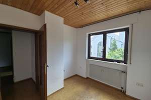 Viel Platz für die Familie: Einfamilienhaus mit Einliegerwohnung & Garten – Die vollständige Adresse der Immobilie erhältst du vom Anbieter., 61381 Friedrichsdorf – Vorschaubild 8