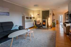 Ebenerdiges Wohnen im Grünen: Dieser Bungalow bietet Platz und viele Gestaltungsmöglichkeiten. – Nordfriesland (Kreis) – Vorschaubild 34