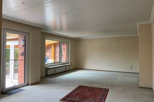 *Schön gelegener Bungalow sucht neue Bewohner mit Kreativität und handwerklichem Geschick !!!* – Die vollständige Adresse der Immobilie erhältst du vom Anbieter., 24558 Henstedt-Ulzburg – Vorschaubild 2