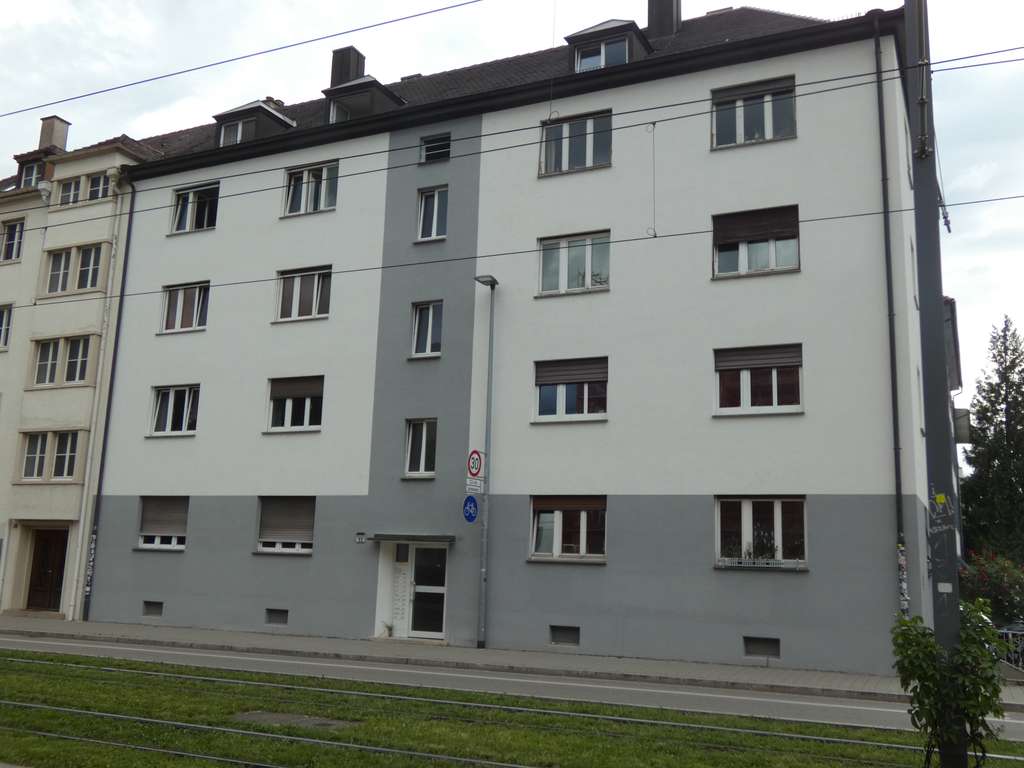 Immobilie in Freiburg im Breisgau - Preisgünstig wohnen in der 4-Zi.-Erbpacht ETW in Freiburg/Citylage - Bild 0