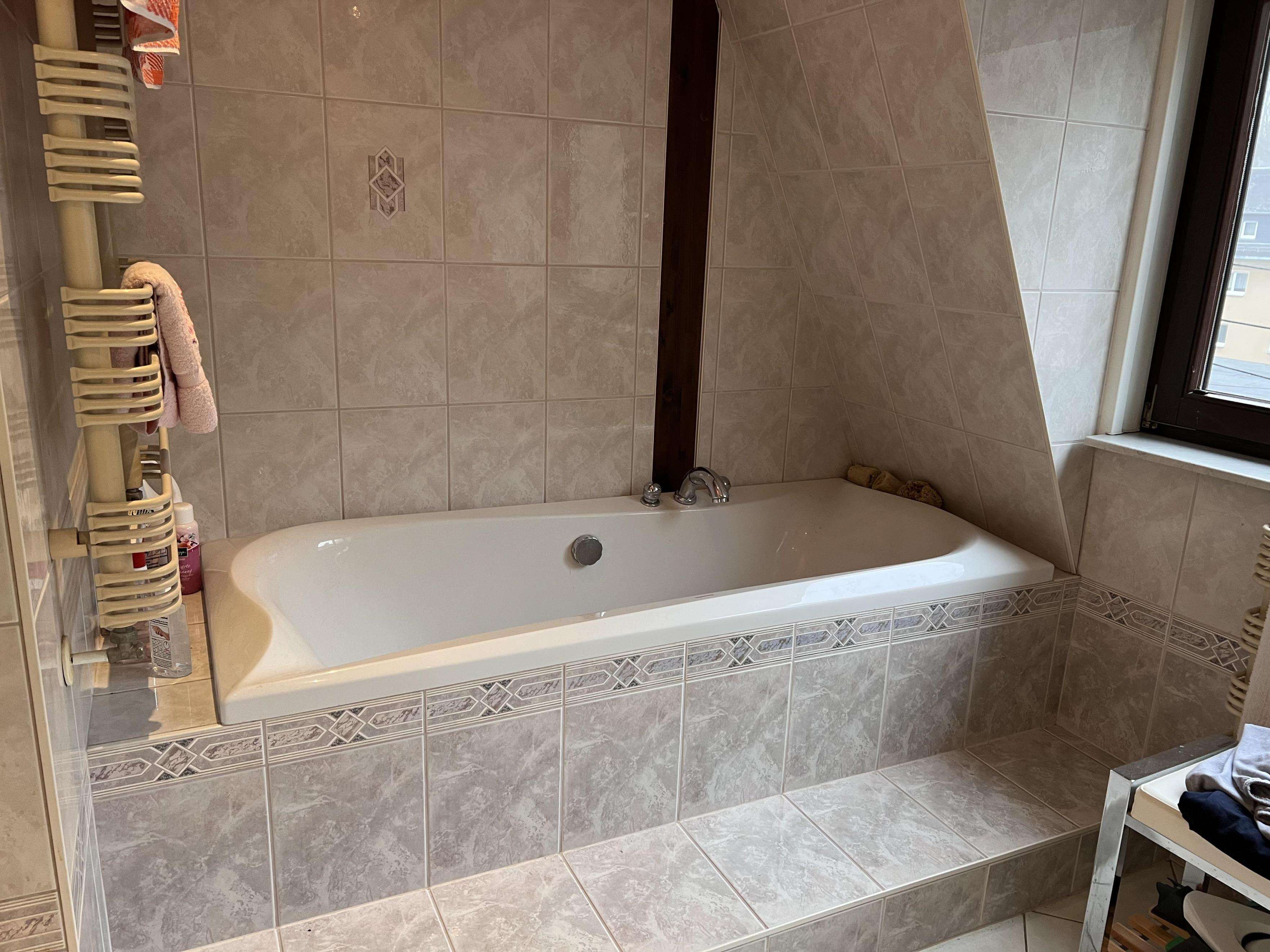 Immobilie in Neukirchen/Erzgebirge - Wohnen, Büro und Praxis in einem! - Bild 17