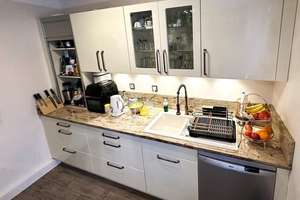 Property thumbnail 16