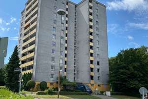Helle 4-Zimmer-Wohnung mit Balkon, neuem Bad & Gäste-WC in Reutlingen-Orschel-Hagen – Die vollständige Adresse der Immobilie erhältst du vom Anbieter., 72760 Reutlingen-Mitte, Reutlingen – Vorschaubild 11