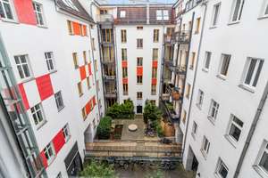 Quiet, spacious south facing Studio between the Kollwitzkiez & Winsviertel. Empty & available ! – Prenzlauer Allee 35, 10405 Prenzlauer Berg, Berlin – Vorschaubild 5