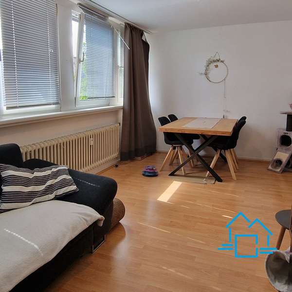 *** schöne, zentral gelegene 3 DG-Zimmer-Wohnung im beliebten Frankenbergerviertel ***