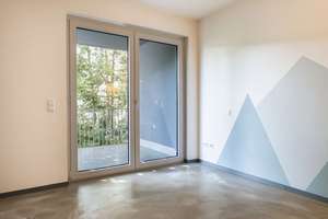 HN-Ost: Moderne 3-Zi.-Wohnung mit 2 Balkonen im 1. OG, Einbauküche u. Außenstellplatz – 74076 Heilbronn, Heilbronn – Vorschaubild 4