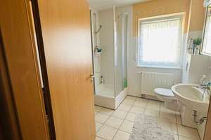 6 Zimmer, 2 Ebenen, Wintergarten & separater Bereich – Wohnen & Arbeiten perfekt – Die vollständige Adresse der Immobilie erhältst du vom Anbieter., 74372 Sersheim – Vorschaubild 17