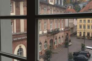 Heidelberg super schöne Wohnung mit Blick auf Marktplatz und Rathaus  – Die vollständige Adresse der Immobilie erhältst du vom Anbieter., 69117 Altstadt, Heidelberg – Vorschaubild 1