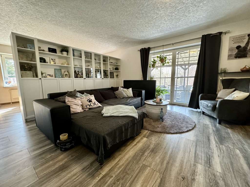 Immobilie in Garding - NEUER PREIS! Vollvermietetes Mehrfamilienhaus mit vier Wohneinheiten in Garding! - Bild 3