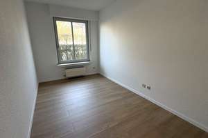 Property thumbnail 12