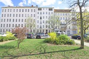 Bezugsfreie 2-Zimmer Dachgeschosswohnung in beliebter Kiezlage – Die vollständige Adresse der Immobilie erhältst du vom Anbieter., 13357 Gesundbrunnen, Berlin – Vorschaubild 1