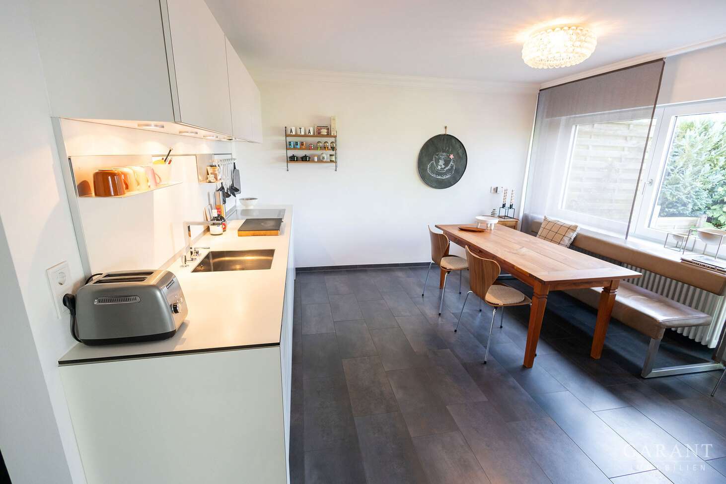 Immobilie in Talheim - Wohnen mit Stil: Kernsaniertes Reihenhaus mit außergewöhnlicher Architektur und viel Privatsphäre - Bild 10