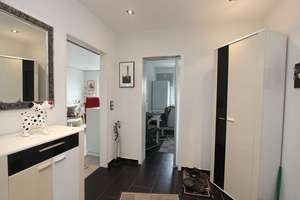 Großzügige Maisonette-Eigentumswohnung mit zwei Ebenen, Balkon, Terrasse und zwei Garagen – Die vollständige Adresse der Immobilie erhältst du vom Anbieter., 34130 Kirchditmold, Kassel – Vorschaubild 15
