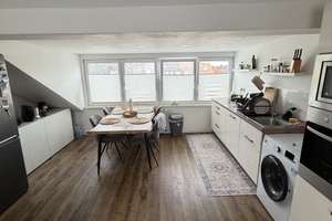 Moderne Dachgeschoss-Wohnung in Hörde 