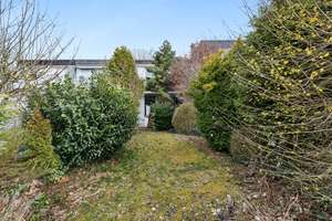 Top Angebot: Schönes, helles RMH inkl. Garage in familienfreundlicher Lage in Nbg-Großgründlach – Die vollständige Adresse der Immobilie erhältst du vom Anbieter., 90427 Großgründlach, Nürnberg – Vorschaubild 3