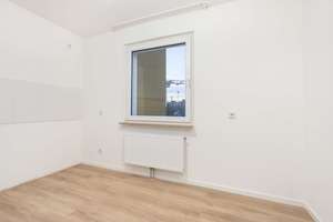 Bezugsfrei | energetisch sanierte 2-Zimmer-Wohnung mit Balkon & TG – Iltisstraße 150, 50825 Neuehrenfeld, Köln – Vorschaubild 12