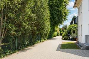 Schönes Einfamilienhaus mit separater Dachgeschoss-Einliegerwohnung und idyllischer Gartenoase – Die vollständige Adresse der Immobilie erhältst du vom Anbieter., 64342 Seeheim-Jugenheim – Vorschaubild 21