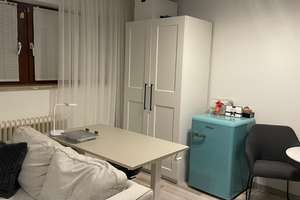NUR FÜR PHYSIOTHERAPEUTEN: Exklusive 1-Raum-Souterrain-Wohnung in München Trudering – Max-Rothschild-Straße 16, 81825 Gartenstadt Trudering, München – Vorschaubild 2
