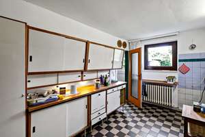 Wohnen im Grünen: Gepflegter Bungalow mit Pool, Kamin & sonnigem Garten in Berlin-Köpenick – Die vollständige Adresse der Immobilie erhältst du vom Anbieter., 12555 Köpenick, Berlin – Vorschaubild 3