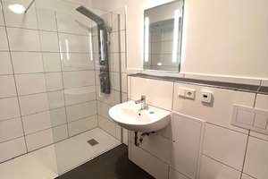 geräumige 2 - Zi, - Einliegerwohnung mit Terrasse in bevorzugter Lage des Zooviertel – Freyastraße 68, 42117 Elberfeld West, Wuppertal – Vorschaubild 5