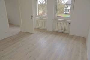 RENOVIERTE  3-ZI.-ERDGESCHOSS-WOHNUNG MIT BALKON, IN RUHIGER LAGE VON KREFELD-GARTENSTADT – Stettiner Straße 25, 47829 Gartenstadt, Krefeld – Vorschaubild 5