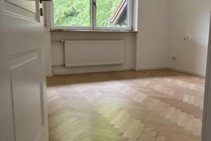 Exklusive Doppelhaushälfte in begehrter sonniger Lage von Murnau mit neuer Einbauküche, usw.. – Die vollständige Adresse der Immobilie erhältst du vom Anbieter., 82418 Murnau am Staffelsee – Vorschaubild 8