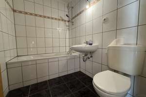 Wunderschöne Wohnung mit Garten, Balkon und Stellplatz! – Eschenstr. 88, 42283 Barmen, Wuppertal – Vorschaubild 9