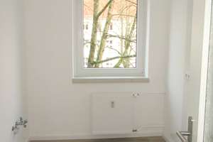 * * *ERSTBEZUG nach Instandsetzung - Wunderschöne Wohnung in BELIEBTER Wohnanlage* * * – Kirchhoffstraße 13, 9117 Siegmar, Chemnitz – Vorschaubild 5