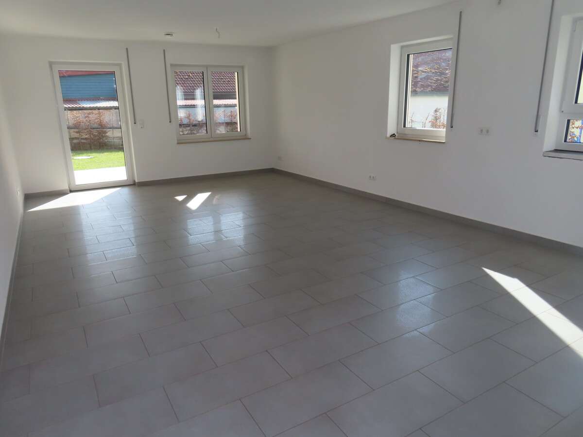 Immobilie in Boos - Neuwertige Erdgeschoßwohnung mit Gartenanteil! - Bild 2