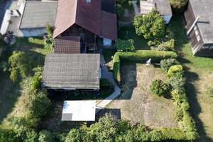 Grüne Oase mit Zukunft: Vielseitiges Mehrfamilienhaus, weitläufiger Garten und Anbau mit Potential – Die vollständige Adresse der Immobilie erhältst du vom Anbieter., 70439 Stammheim-Mitte, Stuttgart – Vorschaubild 31