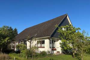 Großzügiges Ein- bis Zweifamilienhaus in ruhiger Lage von Bark-Bockhorn – Die vollständige Adresse der Immobilie erhältst du vom Anbieter., 23826 Bark – Vorschaubild 1