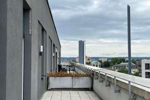 * Penthouse mit Dachterrasse und Kamin direkt am Postplatz - ID 4502 * – Die vollständige Adresse der Immobilie erhältst du vom Anbieter., 1067 Innere Altstadt, Dresden – Vorschaubild 4